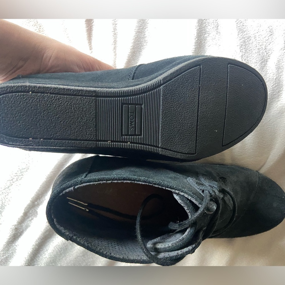 Toms Black Ankle Boots - Picture 4 of 5